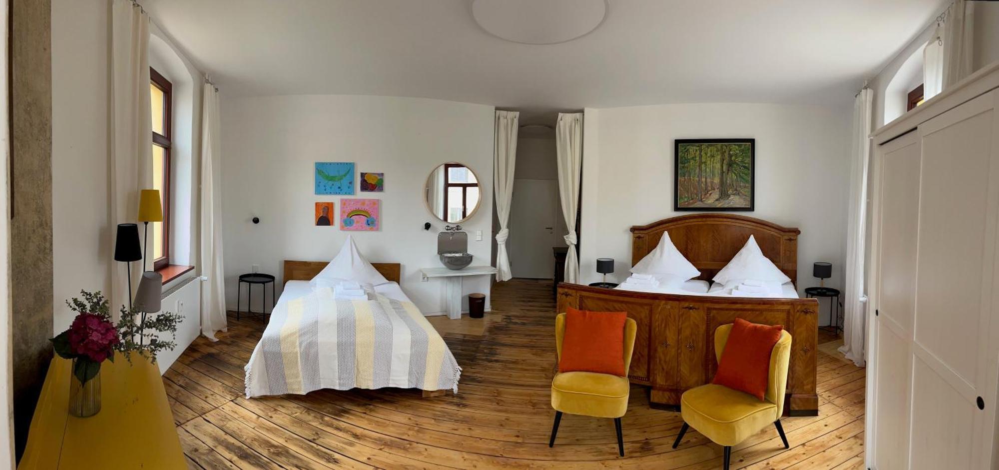 Kuenstlerzimmer Im Kulturhaus Haeselburg Gera Eksteriør billede