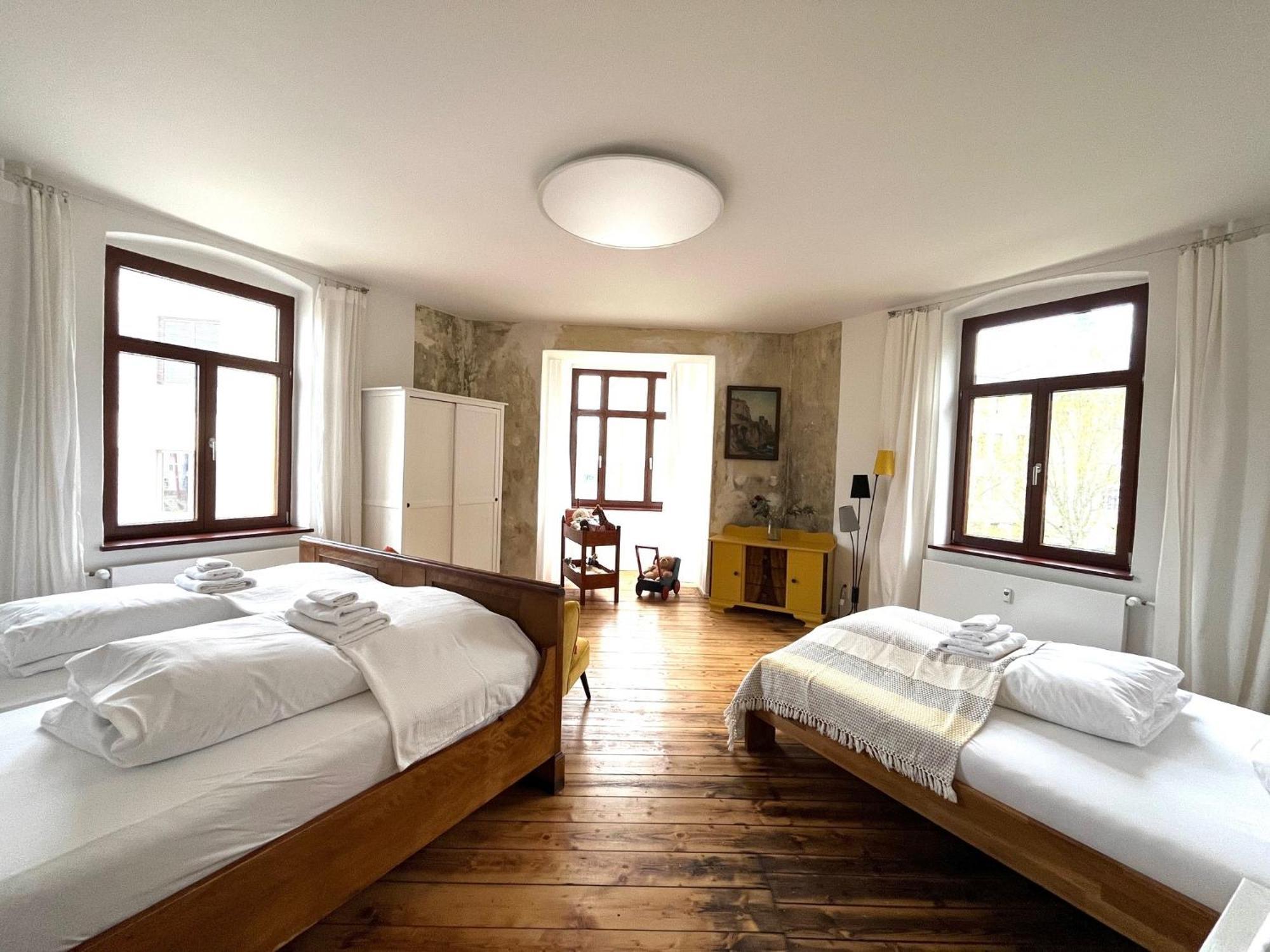 Kuenstlerzimmer Im Kulturhaus Haeselburg Gera Eksteriør billede